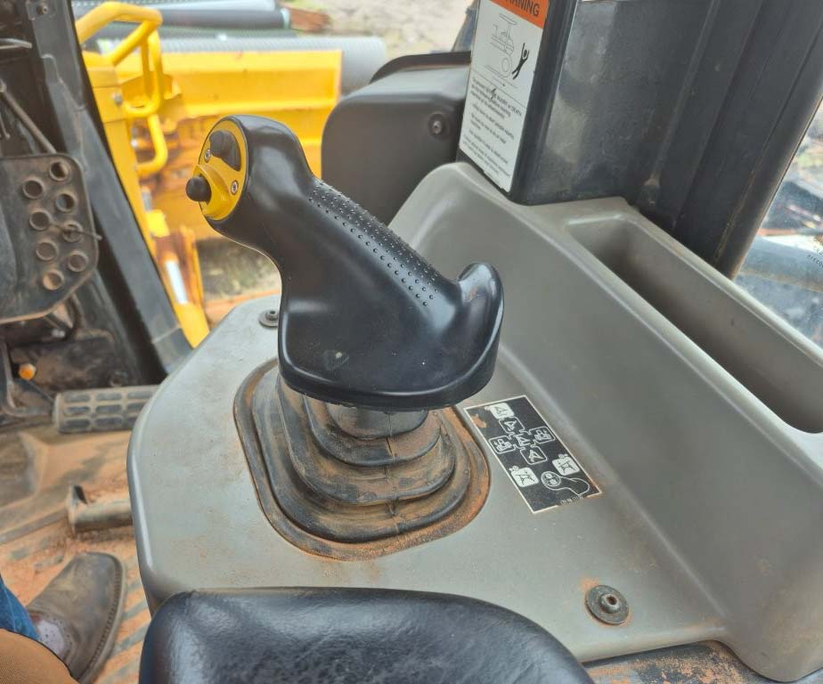 2021 Komatsu D51PX-24 Dozer - Image 11