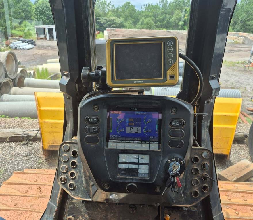 2021 Komatsu D51PX-24 Dozer - Image 9