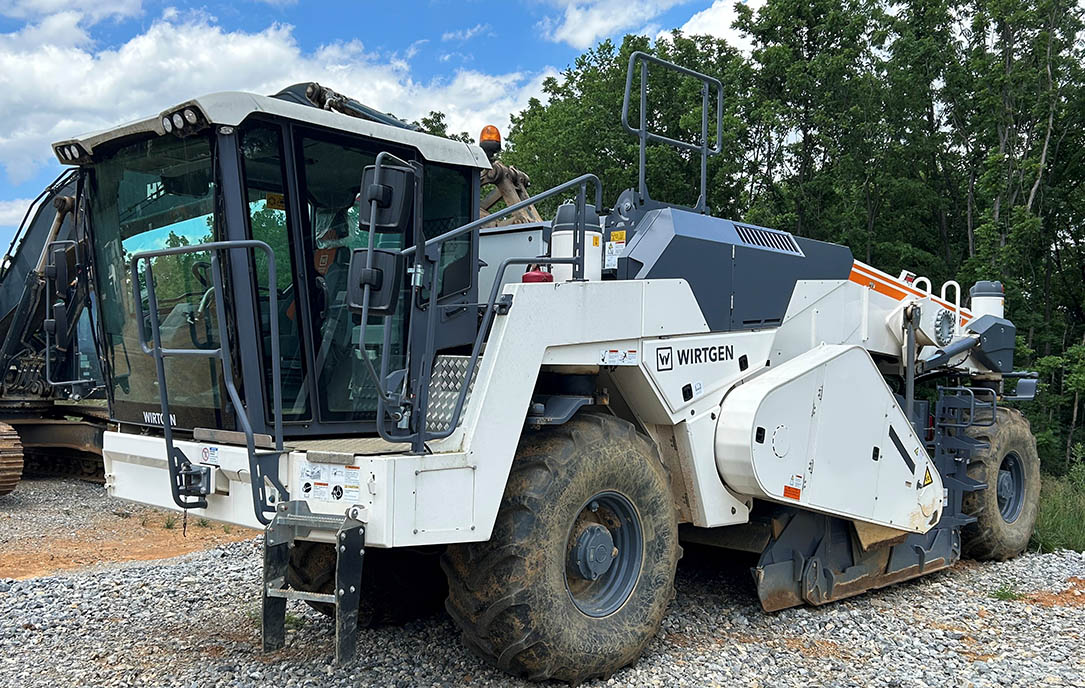 2021 Wirtgen WR200XLI Soil Stabilizer - Image 3
