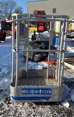 2022 Platform Basket ArborPro 72 Trac Lift - Image 2