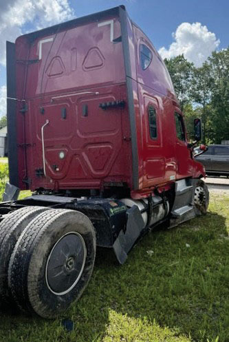 2022 Freightliner Cascadia - Image 4