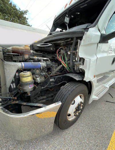 2022 Freightliner Cascadia - Image 7