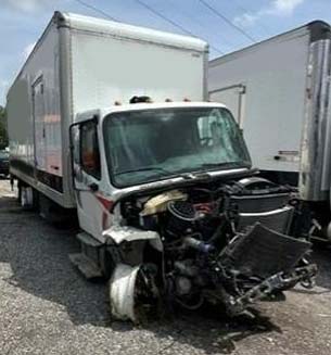 2022 Freightliner M2 106 Box Truck - Image 2