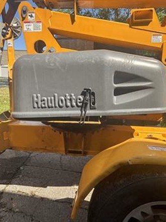 2022 Haulotte 4527A Towable Boom Lift - Image 10