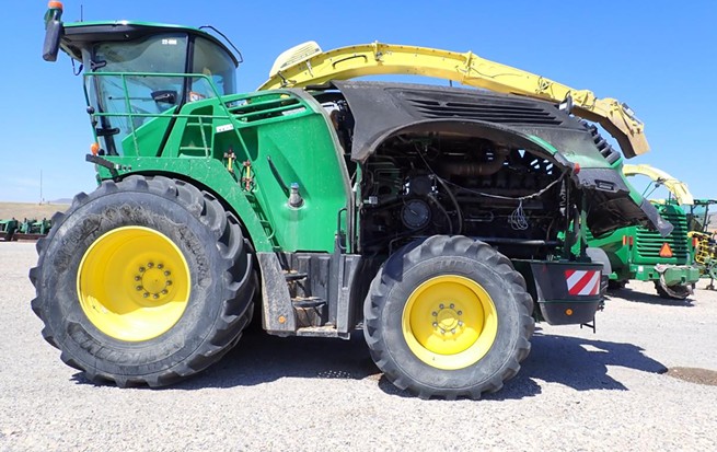 2022 John Deere 9900 Forage Harvester - Image 4