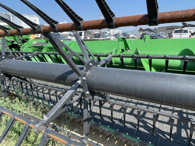 2022 John Deere HD50R Header and Trailer - Image 29