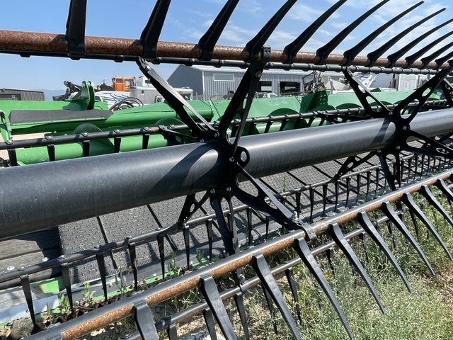 2022 John Deere HD50R Header and Trailer - Image 33