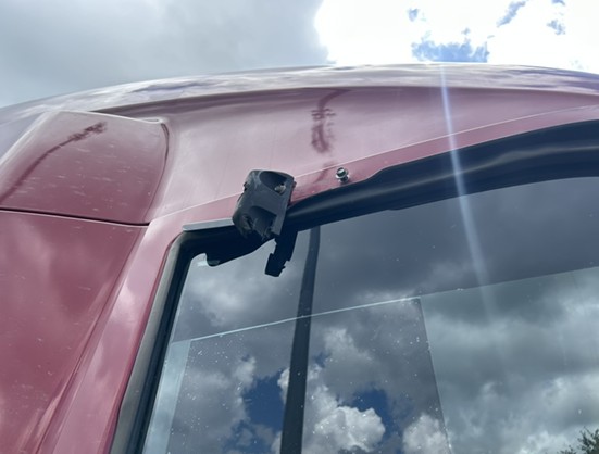 2022 Kenworth T680 - Image 7