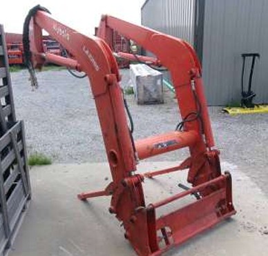 2022 Kubota M6-131 Tractor - Image 15