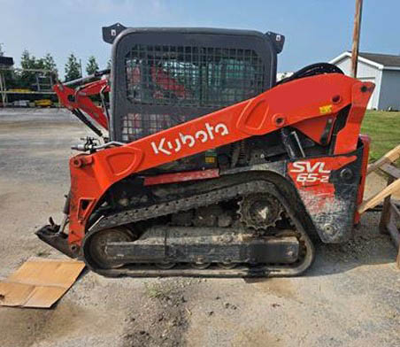 2022 Kubota SVL65-2 Skid Steer - Image 3