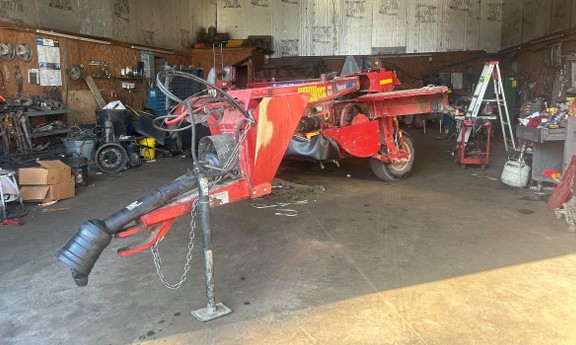 2022 New Holland 210 Discbine - Image 3