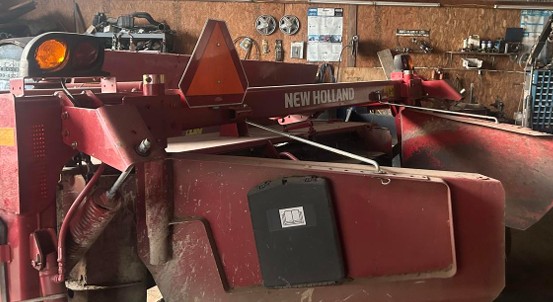 2022 New Holland 210 Discbine - Image 7
