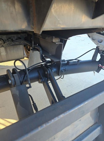 2023 Chevrolet LCF 4500 Box Truck - Image 6