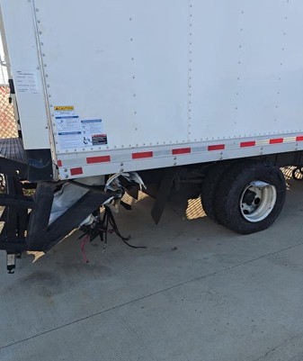 2023 Chevrolet LCF 4500 Box Truck - Image 9