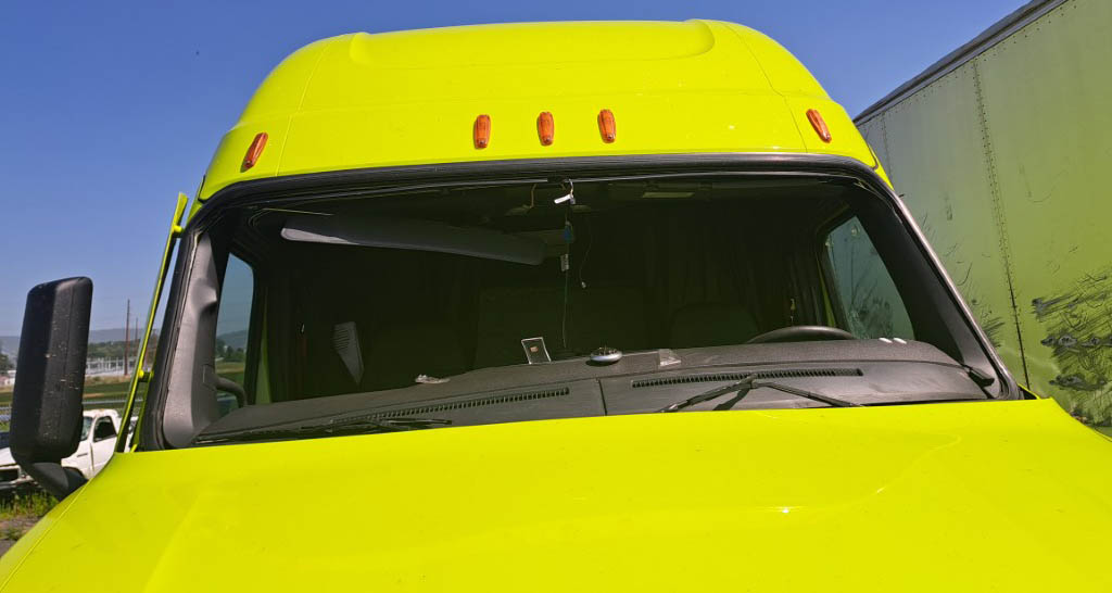 2023 Freightliner Cascadia - Image 14