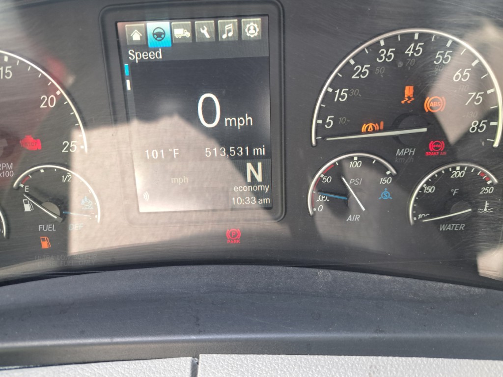 2023 Freightliner Cascadia - Image 31