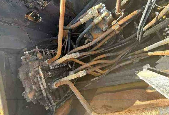 2023 Komatsu PC210LC-11 Excavator - Image 16