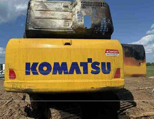 2023 Komatsu PC210LC-11 Excavator - Image 2
