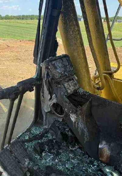 2023 Komatsu PC210LC-11 Excavator - Image 29