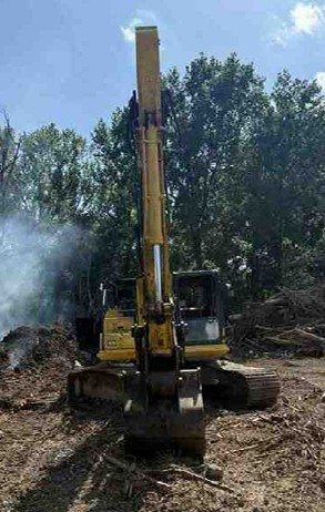 2023 Komatsu PC210LC-11 Excavator - Image 7