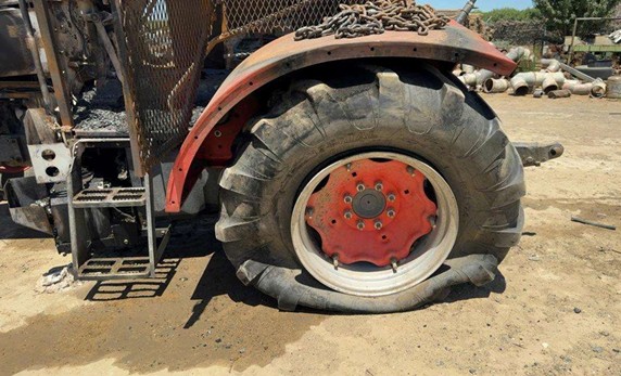 2023 Kubota M6L-111 Tractor - Image 14