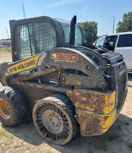 2023 New Holland L320 Skid Steer - Image 2