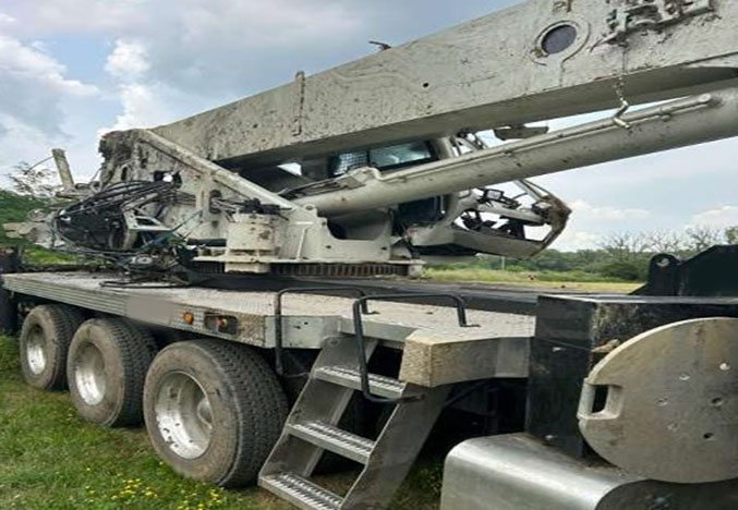 2023 Peterbilt 567 Crane Truck - Image 32