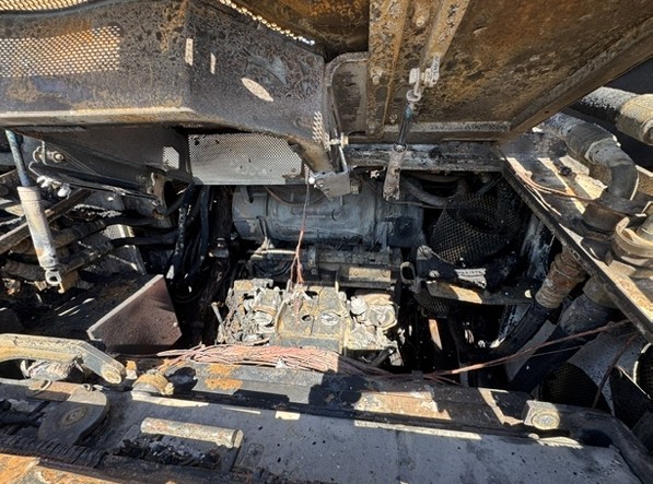 2023 Takeuchi TL12V-CRH Skid Steer - Image 14