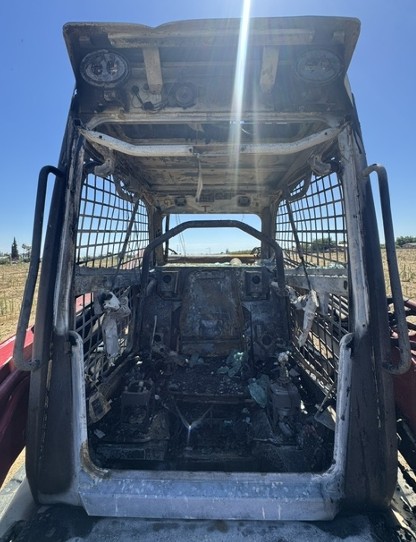 2023 Takeuchi TL12V-CRH Skid Steer - Image 5