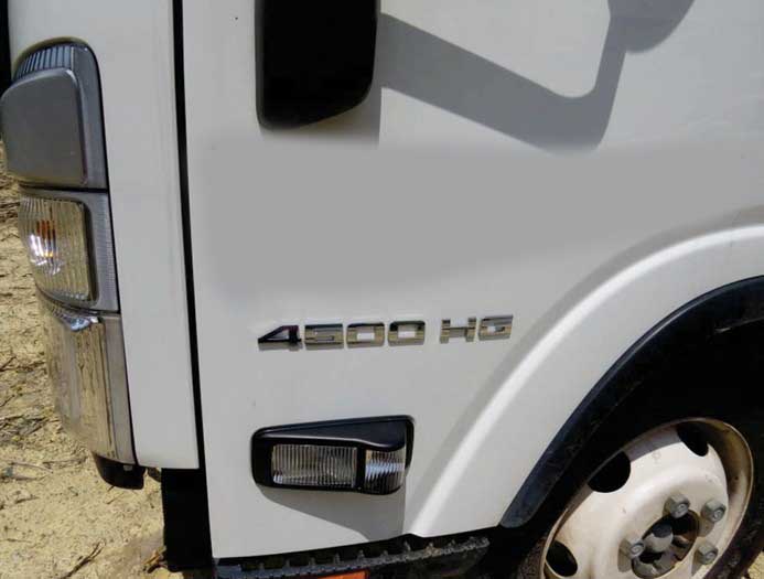 2025 Chevrolet 4500 Box Truck - Image 16