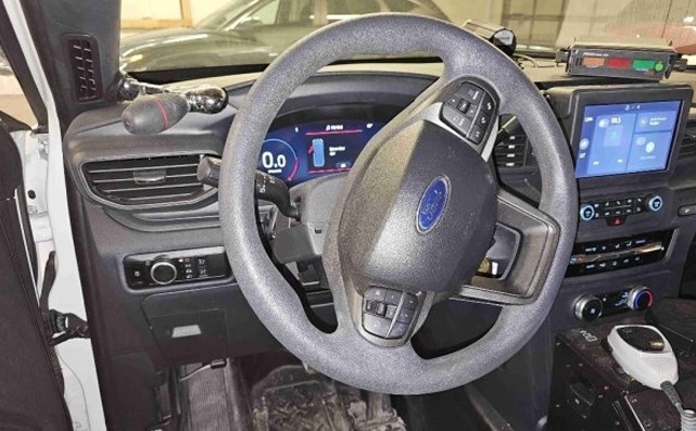 2025 Ford Explorer Police Interceptor - Image 16