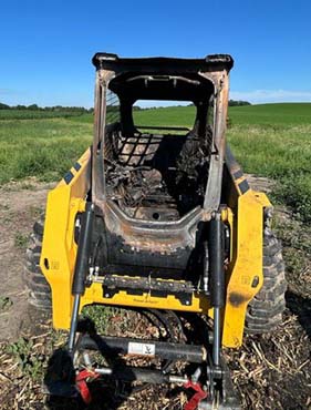 2025 Gehl V275 Skid Steer - Image 10
