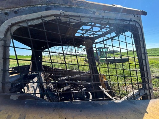 2025 Gehl V275 Skid Steer - Image 17