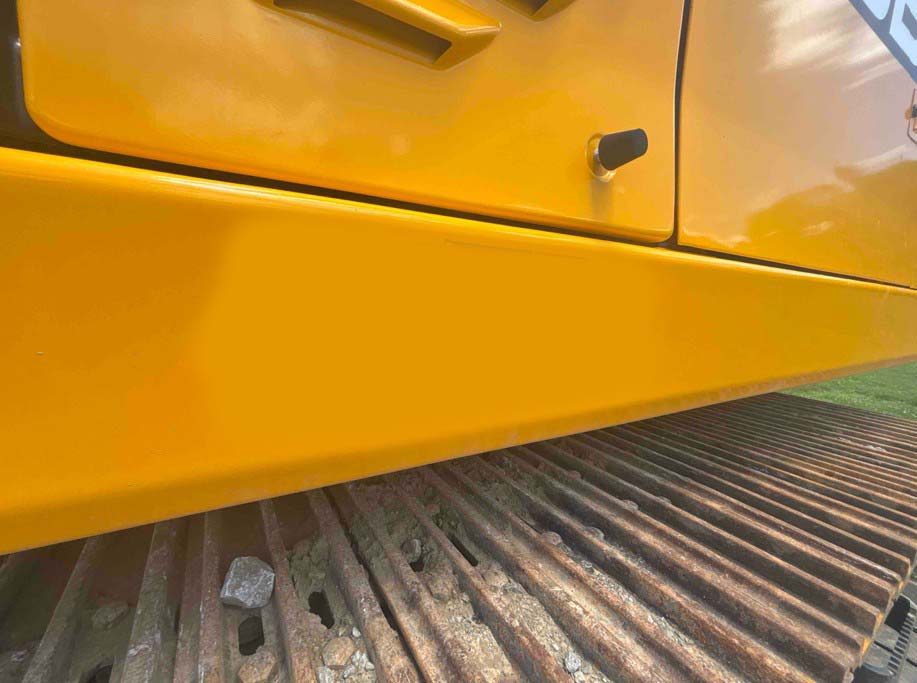 2025 JCB 370X Excavator - Image 8