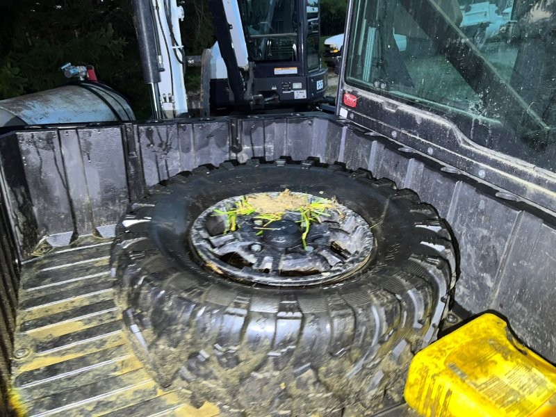 2025 Polaris Ranger XP 1000 - Image 23