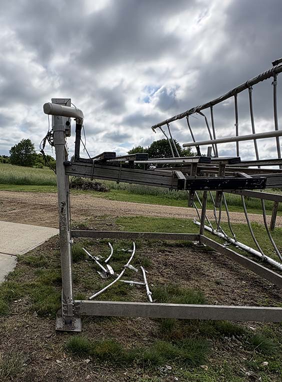 Shore Station 5120 Boat Lift - Image 3