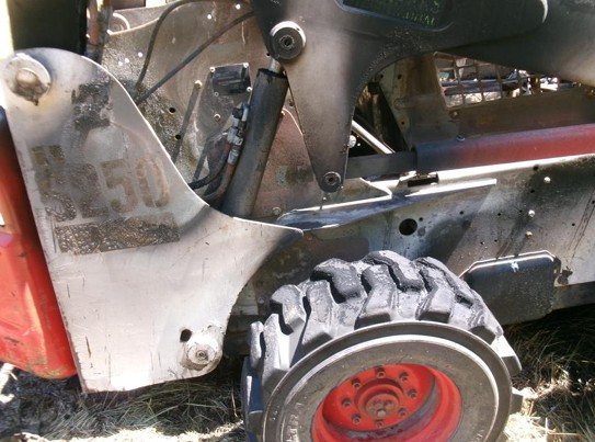 2009 Bobcat S250 Skid Steer - Image 10