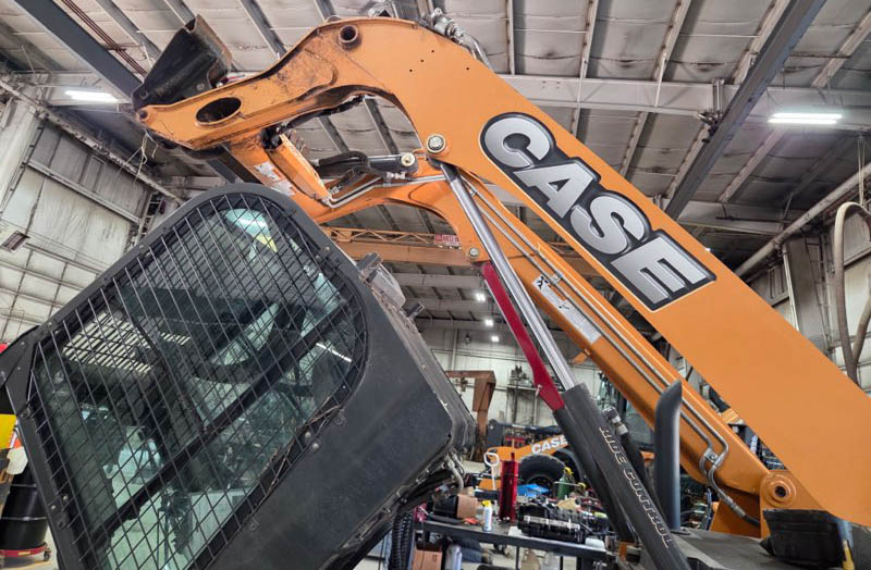 2015 Case SR270 Skid Loader - Image 3