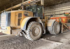 2017 Caterpillar 980 Wheel Loader
