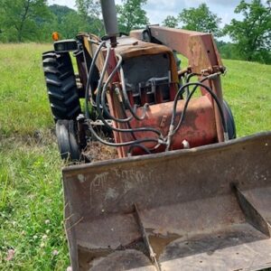 International 574 Tractor