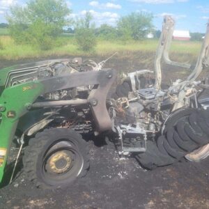 2023 John Deere 3032E Tractor