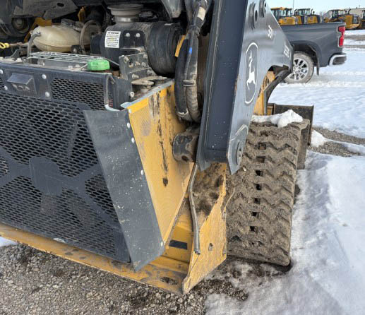2024 Deere 331 P Skid Steer - Image 2