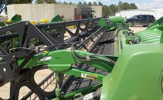 2014 John Deere 640D Header