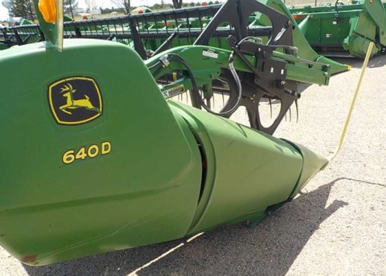 2014 John Deere 640D Header - Image 2