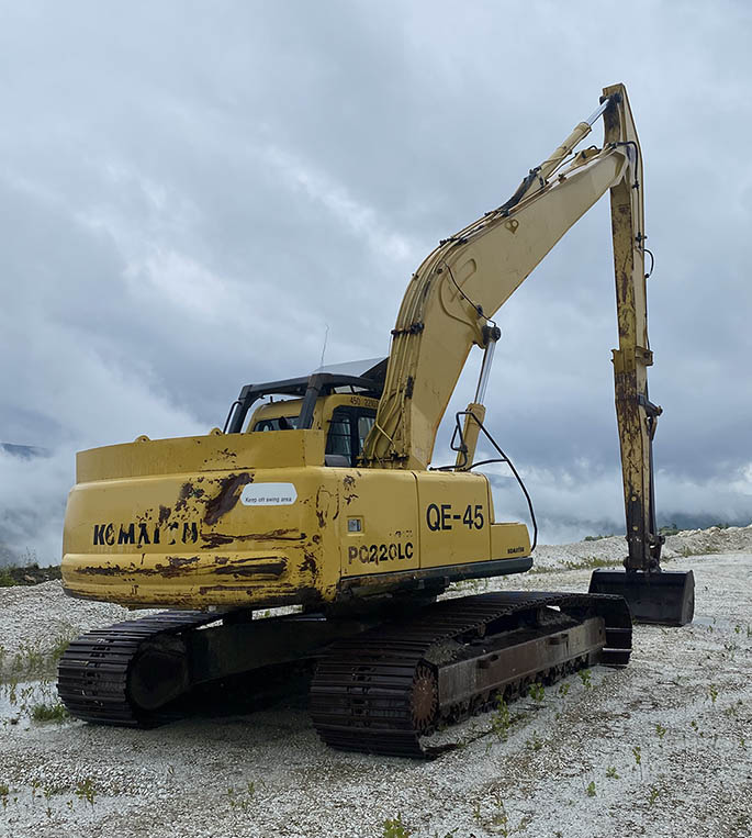1998 Komatsu PC220LC-6 Excavator