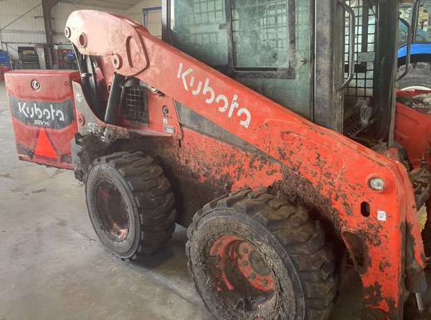 2022 Kubota SSV75 Skid Steer