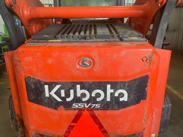 2022 Kubota SSV75 Skid Steer - Image 6