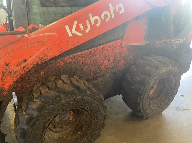 2022 Kubota SSV75 Skid Steer - Image 8