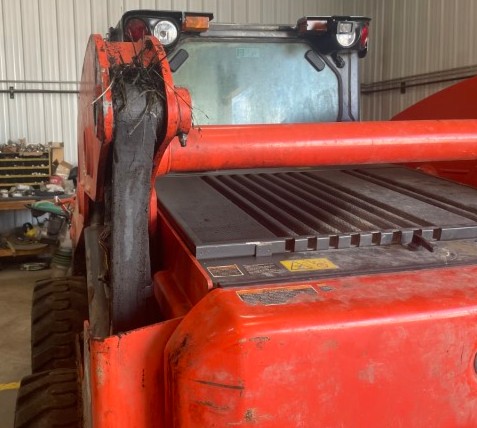 2022 Kubota SSV75 Skid Steer - Image 9