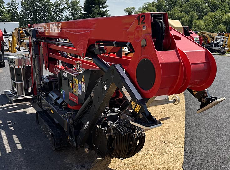 2022 Platform Basket ArborPro 72 Trac Lift - Image 12
